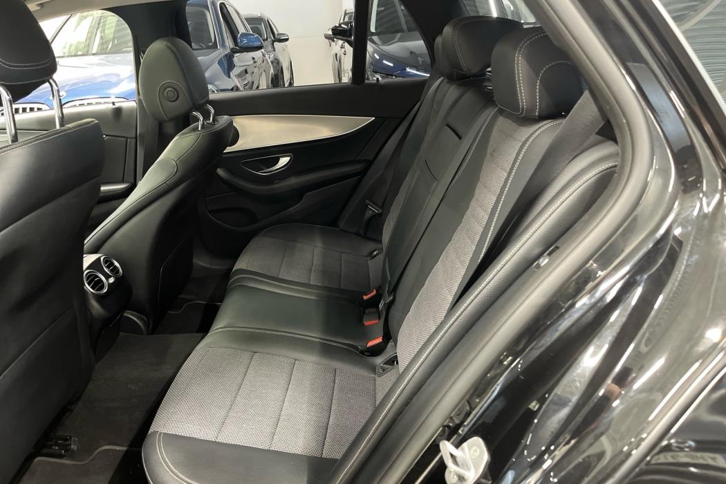 MERCEDES-BENZ E 2016