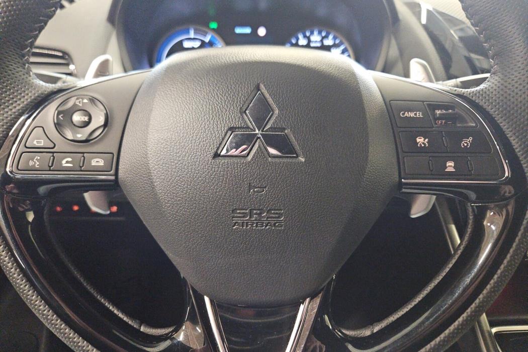 MITSUBISHI Eclipse Cross 2025