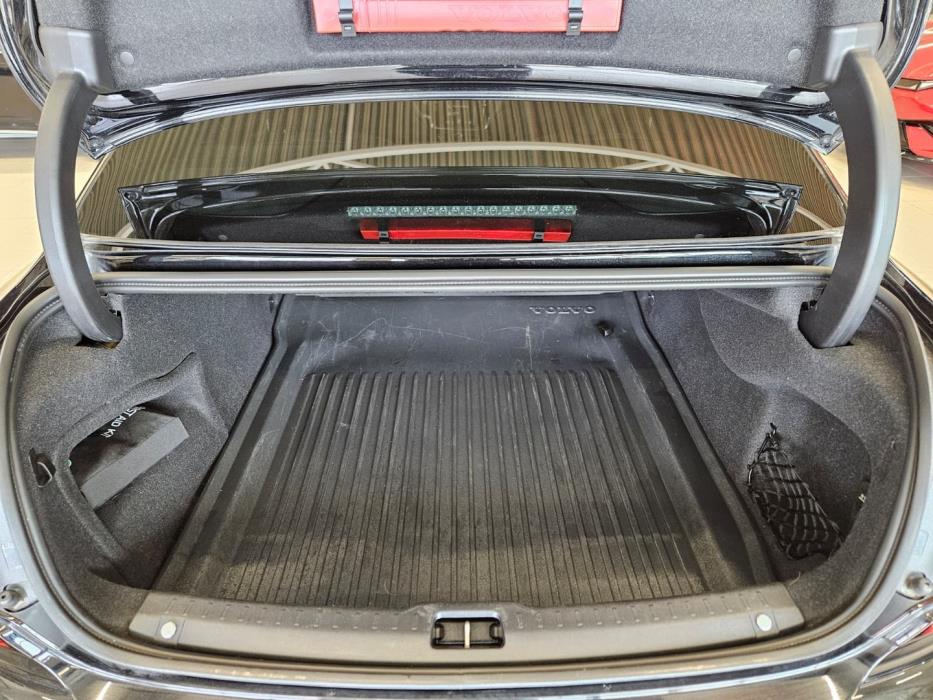 VOLVO S90 2021