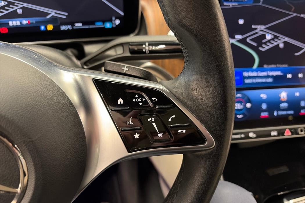 MERCEDES-BENZ GLC 2023