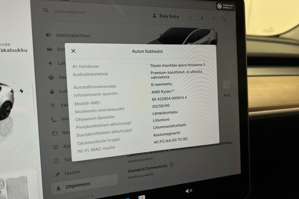 TESLA Model 3 2022