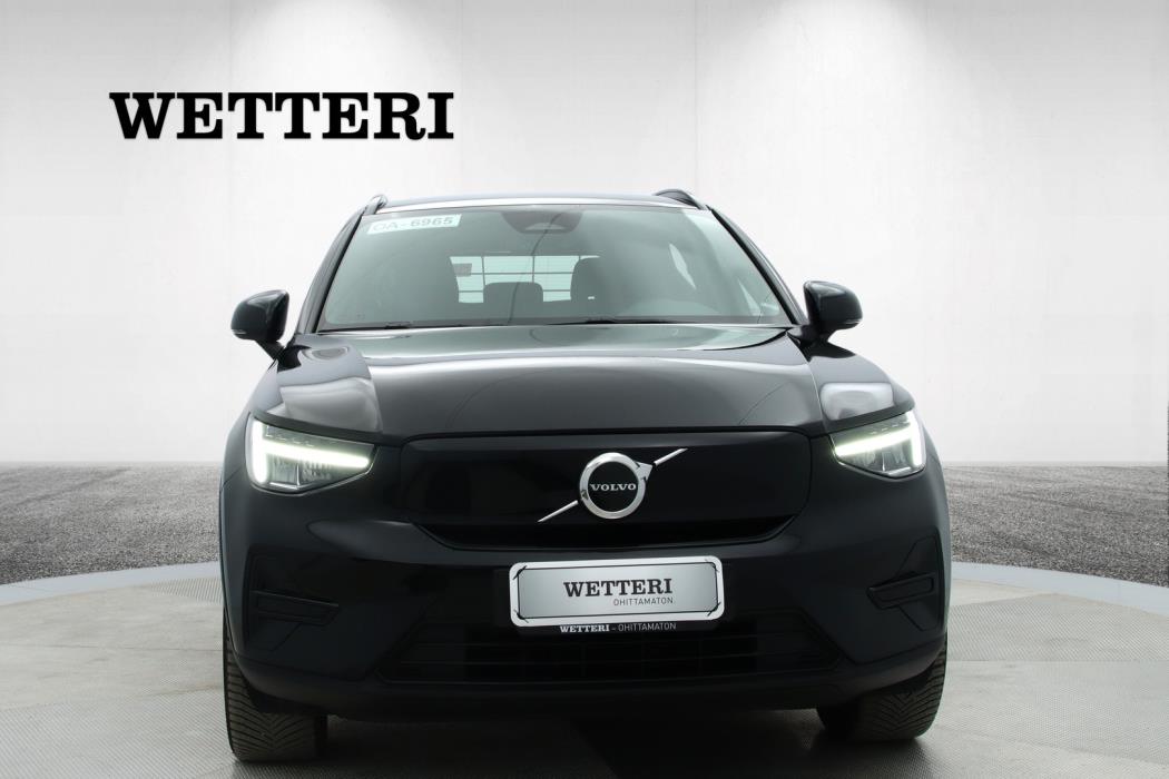 VOLVO XC40 2023