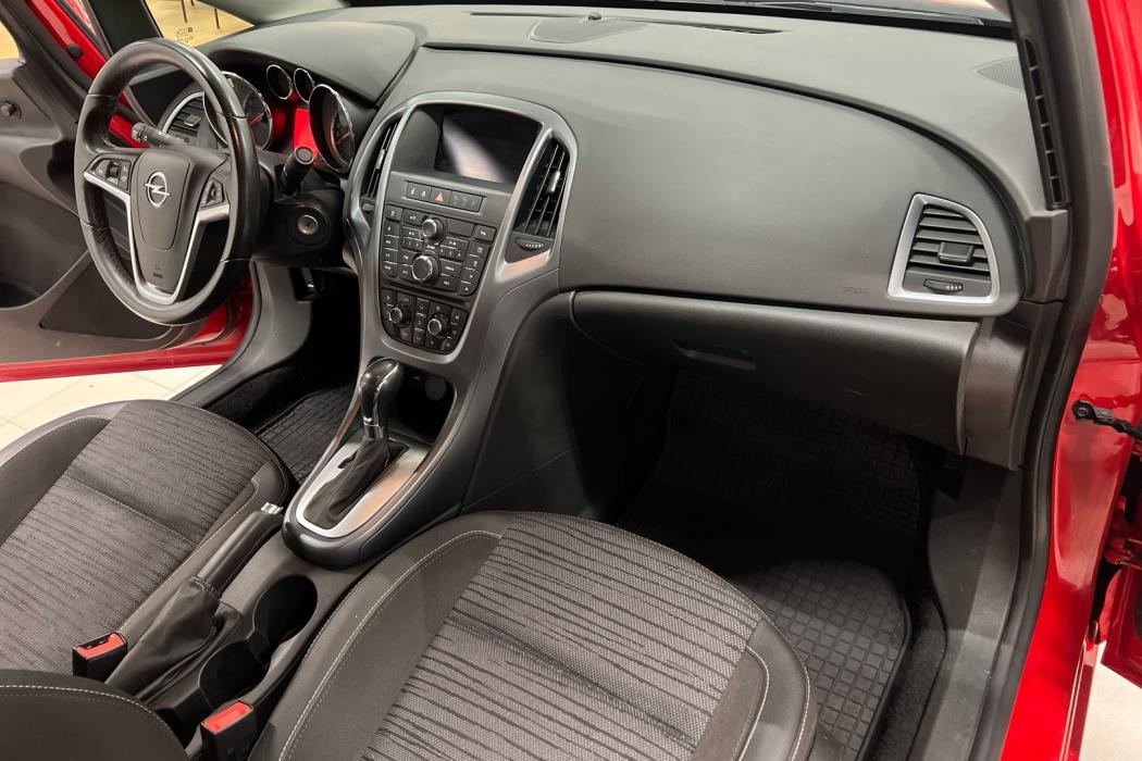 OPEL Astra 2014