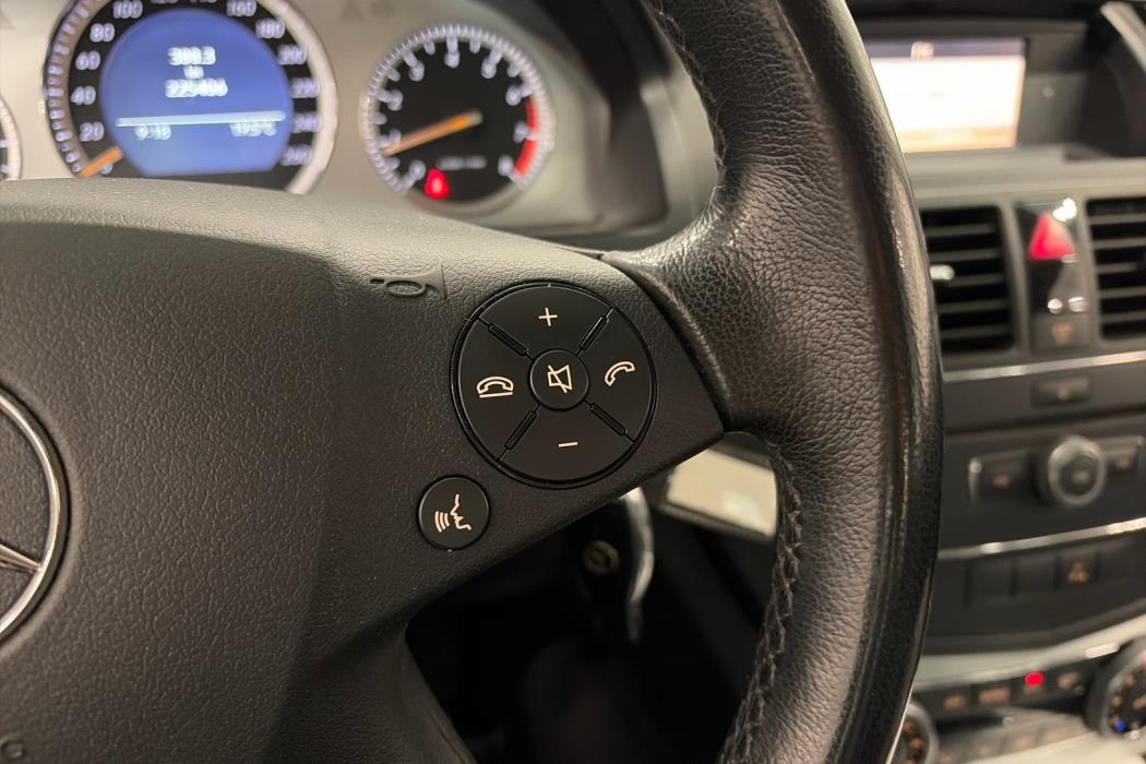 MERCEDES-BENZ C 2007