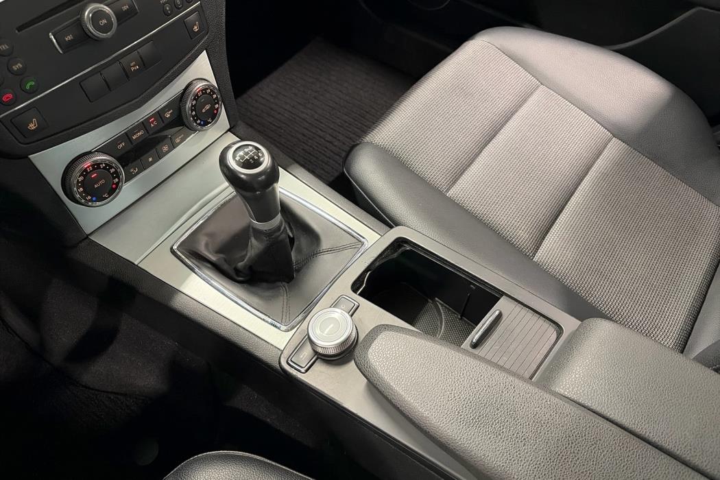 MERCEDES-BENZ C 2007