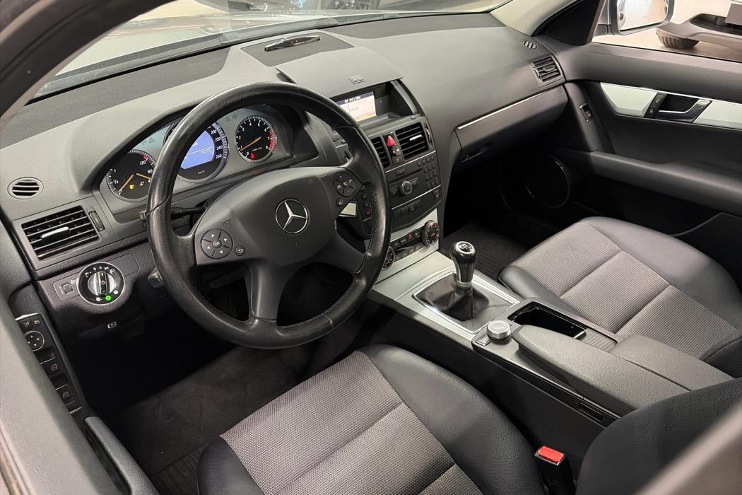 MERCEDES-BENZ C 2007