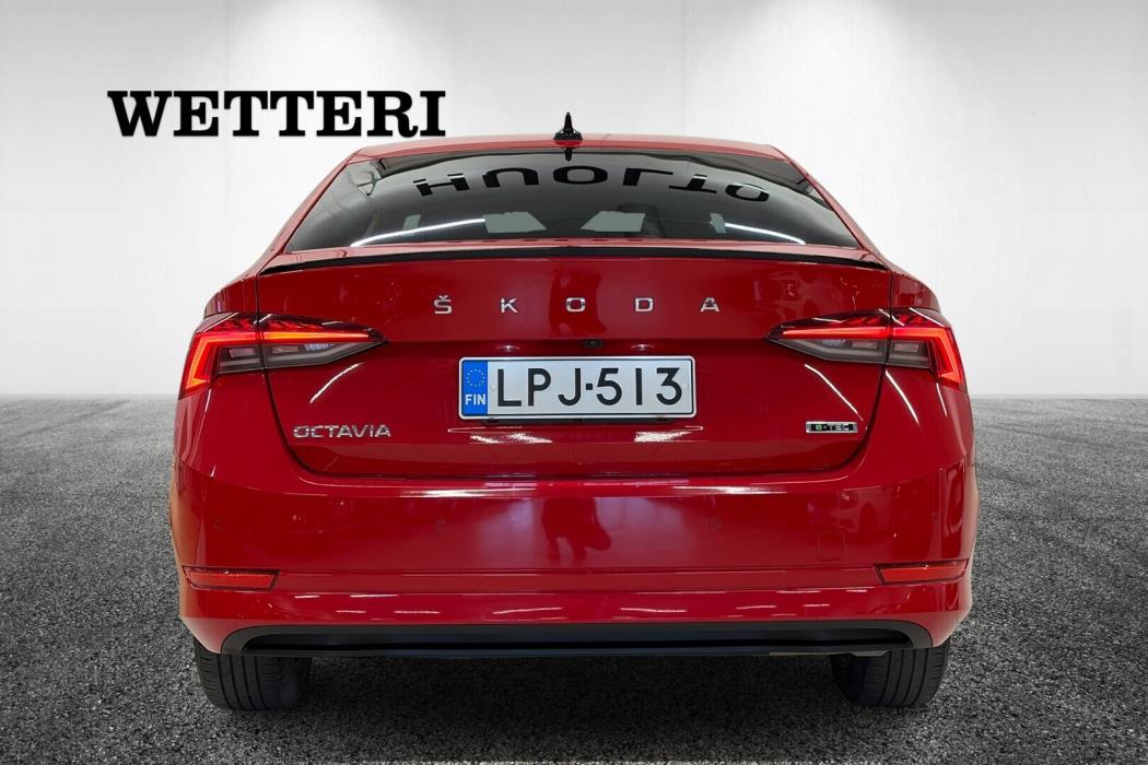 SKODA Octavia 2021