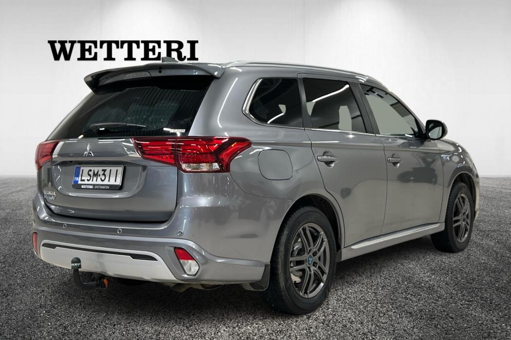 MITSUBISHI Outlander PHEV 2020