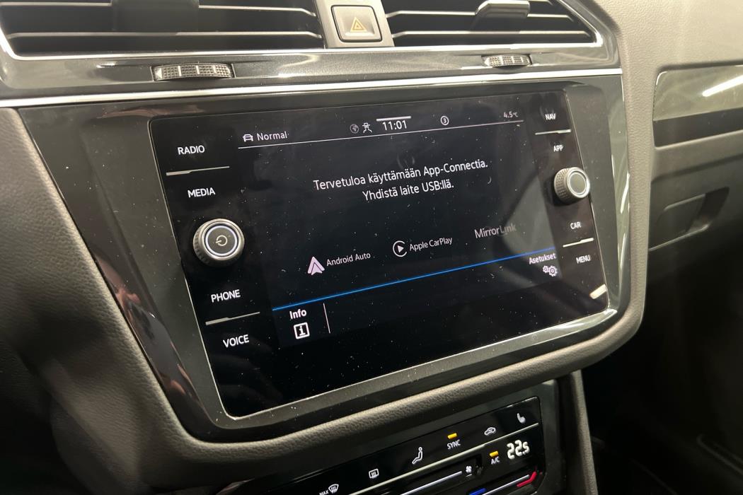 VOLKSWAGEN Tiguan 2021