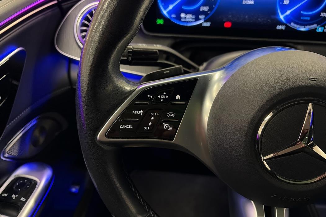 MERCEDES-BENZ EQE 2022