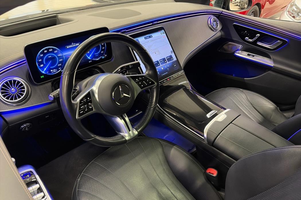 MERCEDES-BENZ EQE 2022