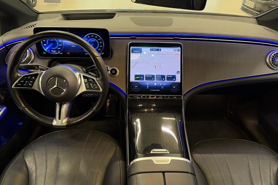 MERCEDES-BENZ EQE 2022