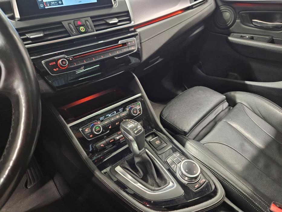 BMW 225 2018