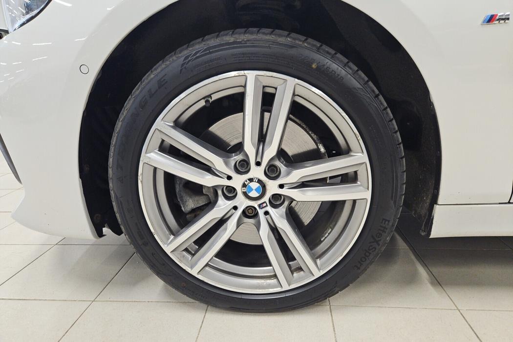 BMW 225 2018