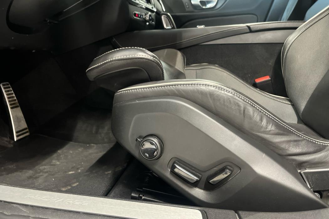 VOLVO V60 2022