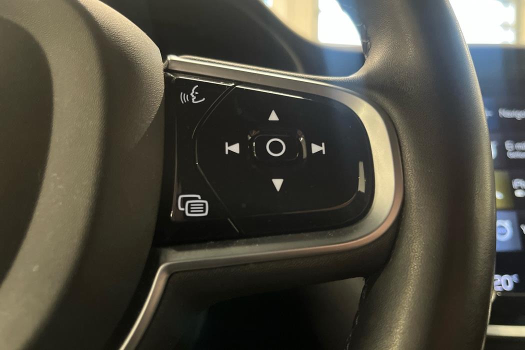 VOLVO V60 2022
