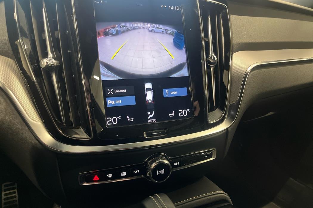 VOLVO V60 2022