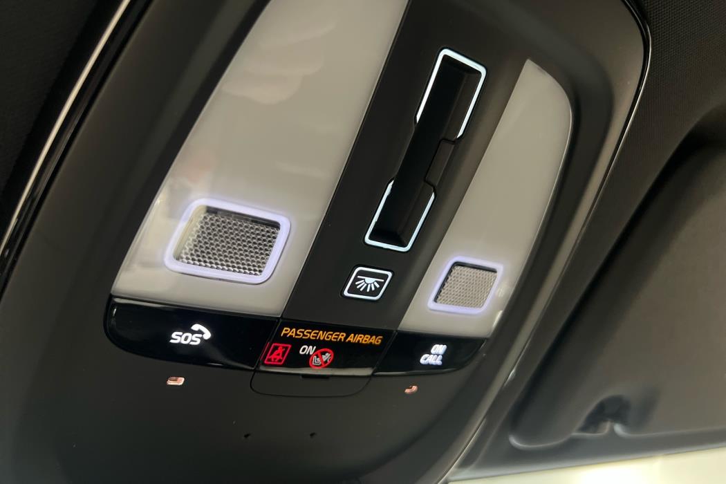 VOLVO XC60 2022