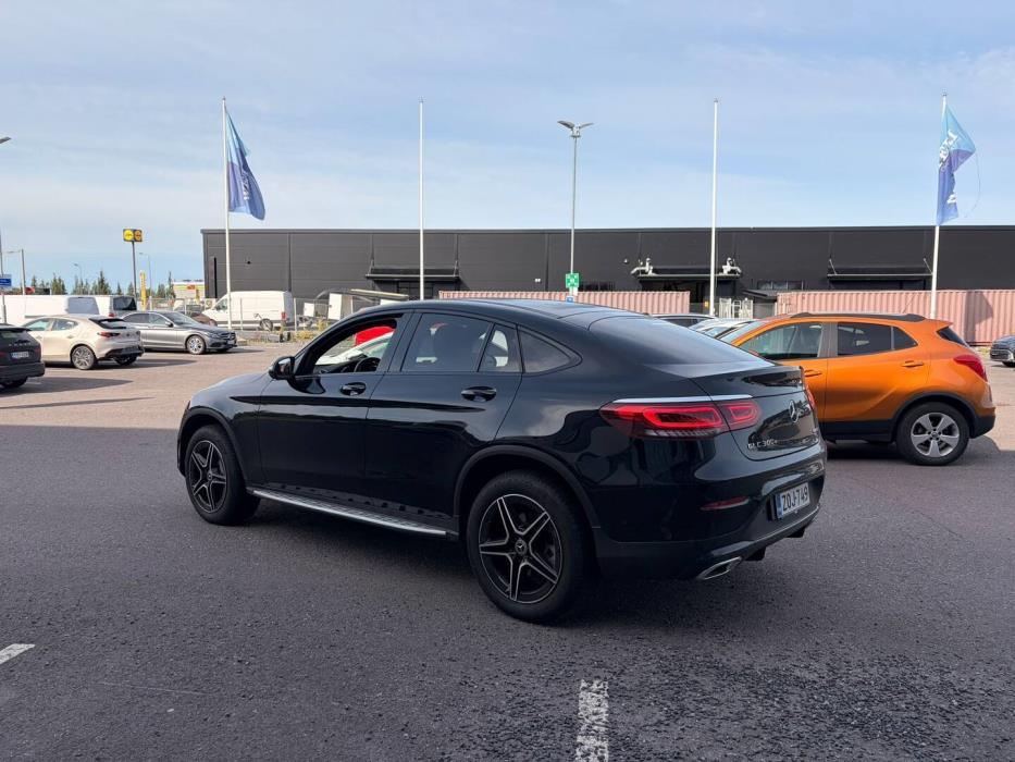 MERCEDES-BENZ GLC 2022