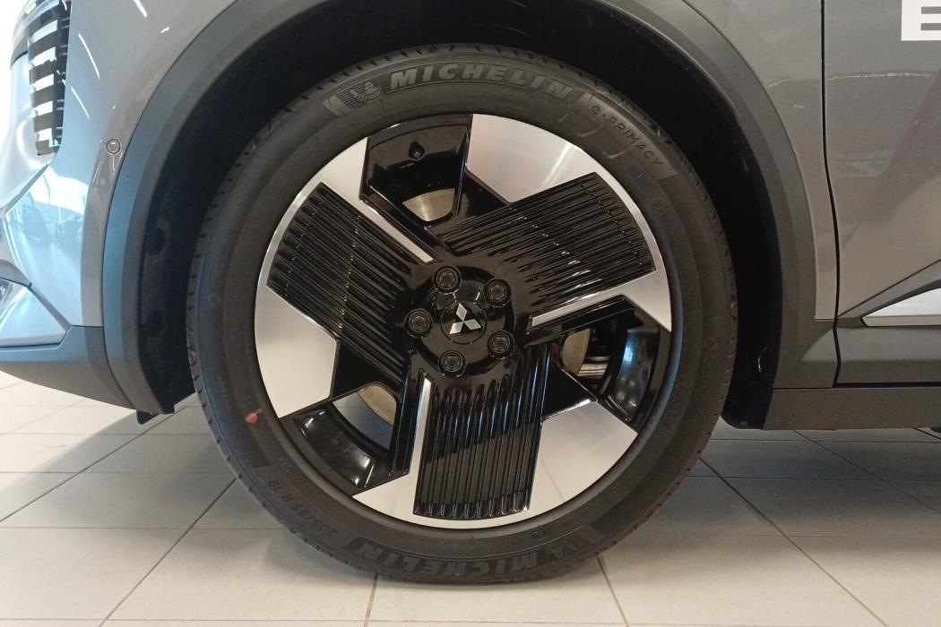 MITSUBISHI Eclipse Cross 2026
