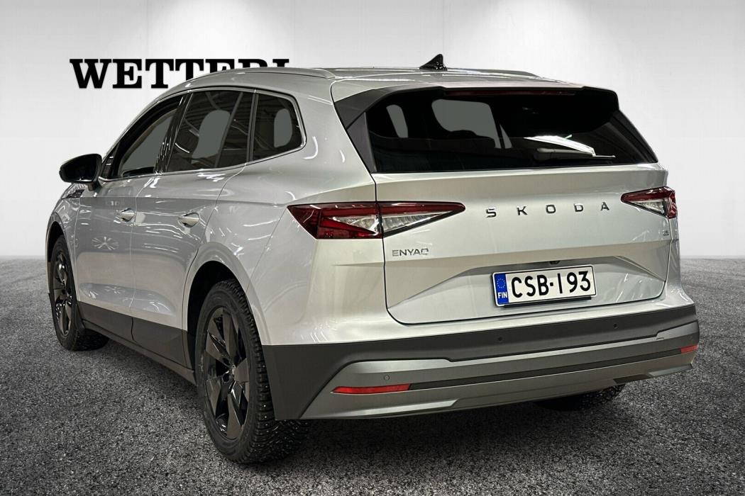 SKODA Enyaq 2025
