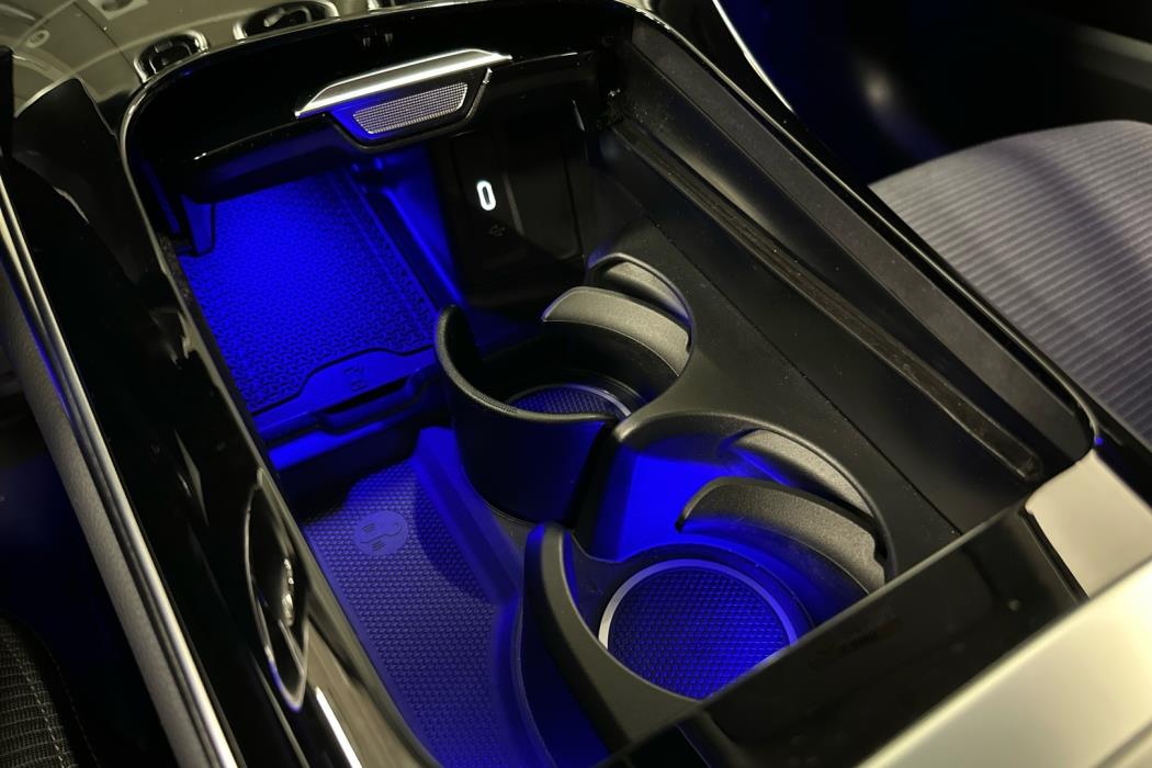 MERCEDES-BENZ GLC 2023