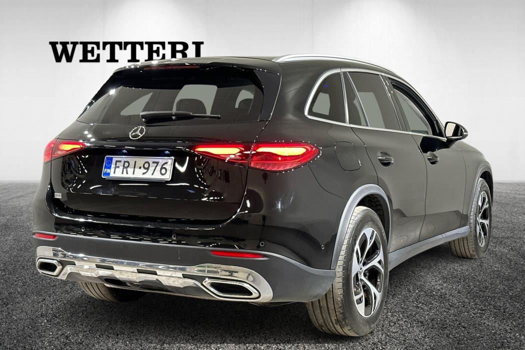 MERCEDES-BENZ GLC 2023