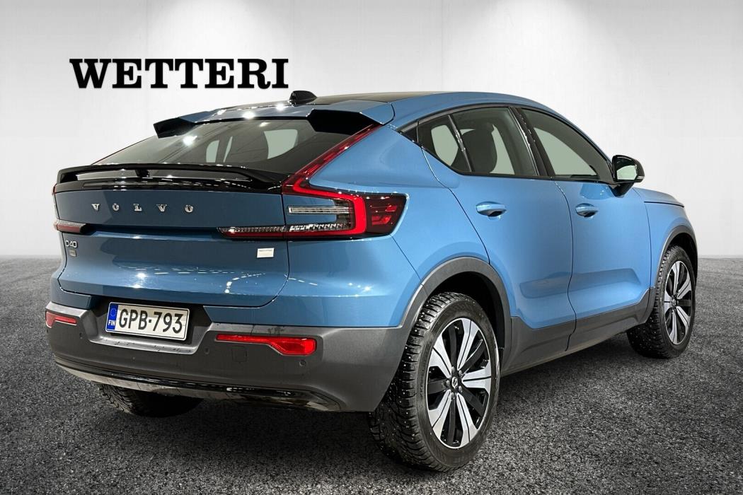 VOLVO C40 2023