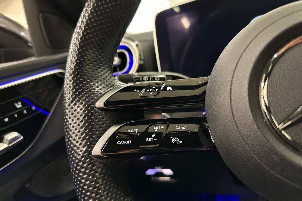 MERCEDES-BENZ C 2022