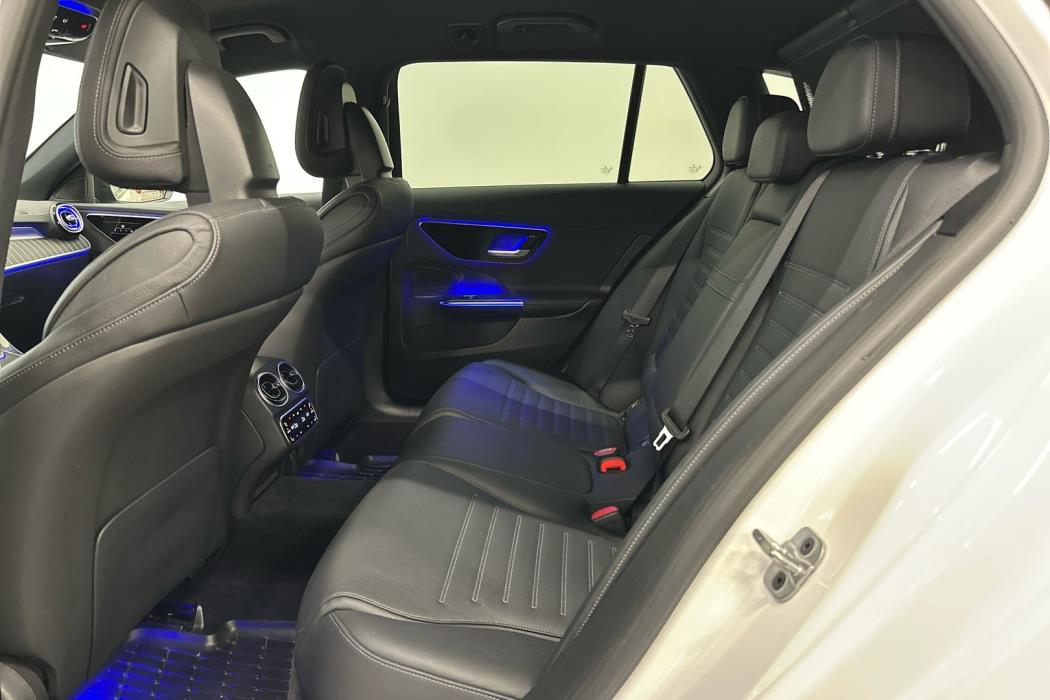 MERCEDES-BENZ C 2022