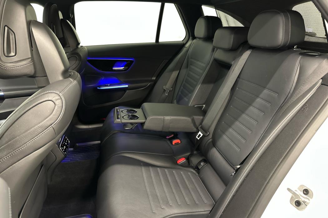 MERCEDES-BENZ C 2022