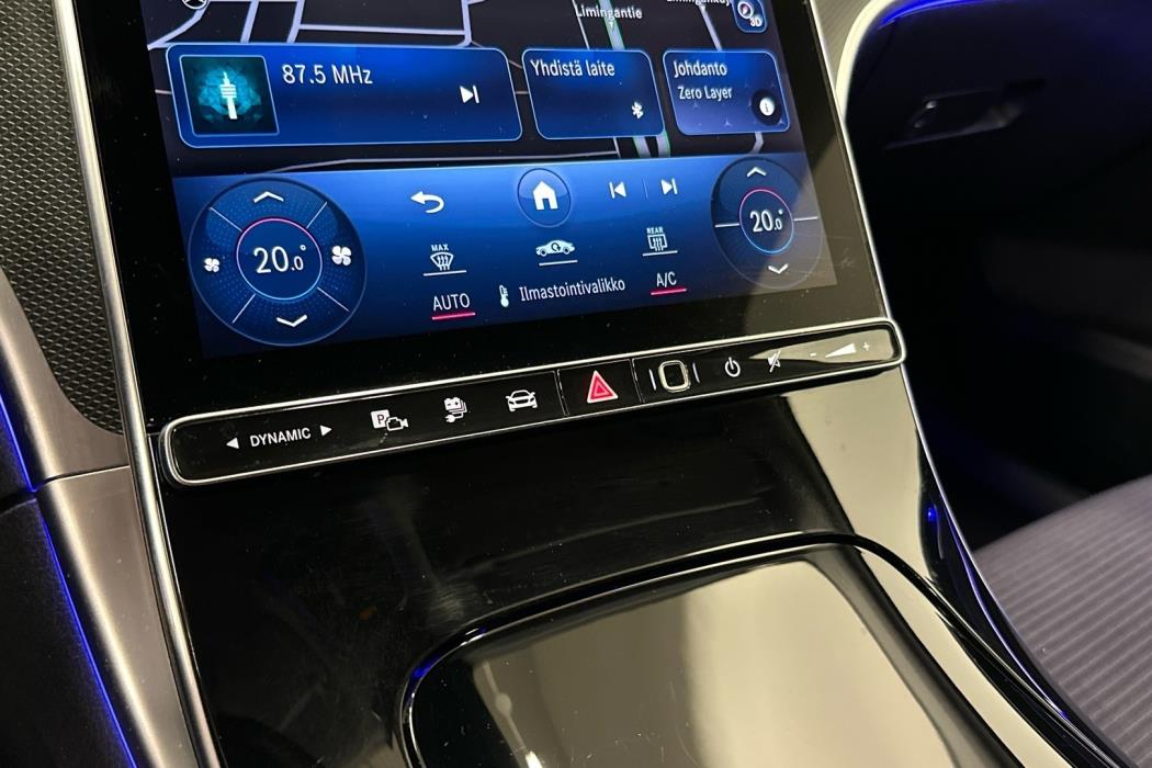 MERCEDES-BENZ C 2023