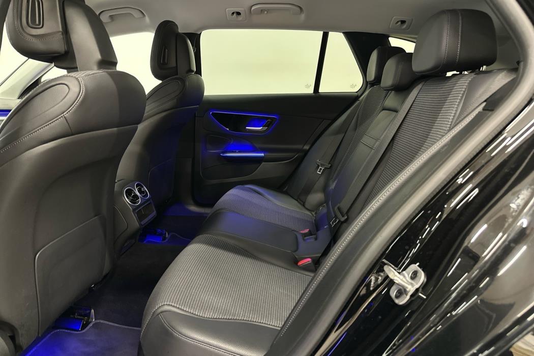 MERCEDES-BENZ C 2023