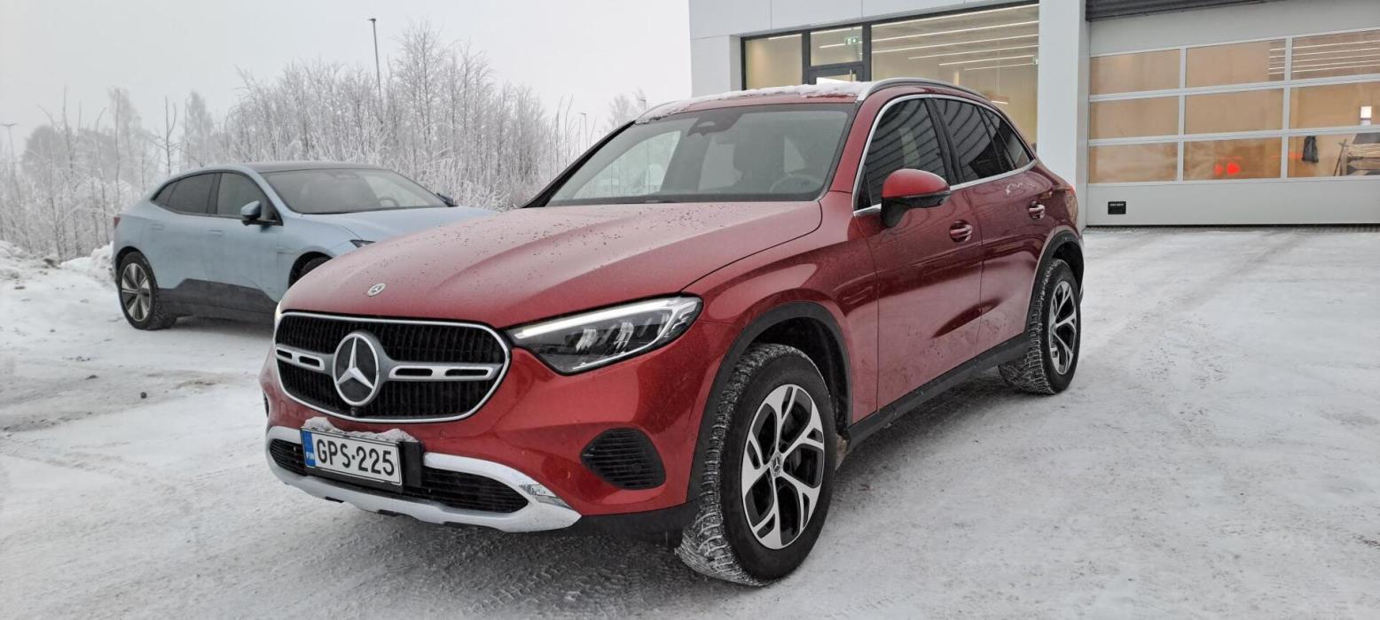 MERCEDES-BENZ GLC 2023