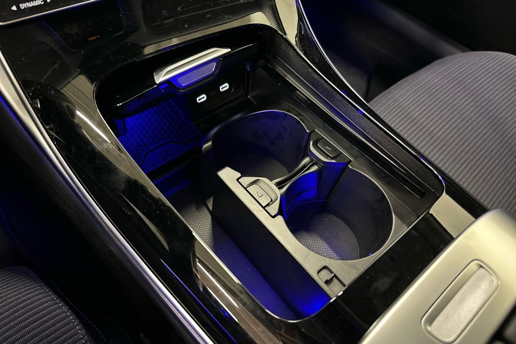 MERCEDES-BENZ C 2025