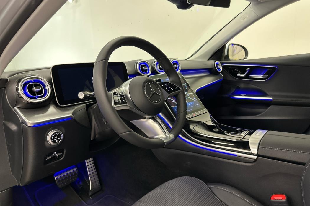 MERCEDES-BENZ C 2025
