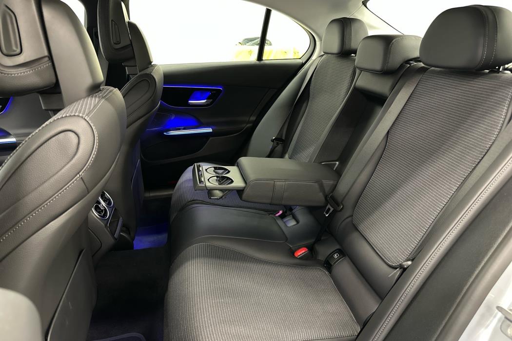 MERCEDES-BENZ C 2025