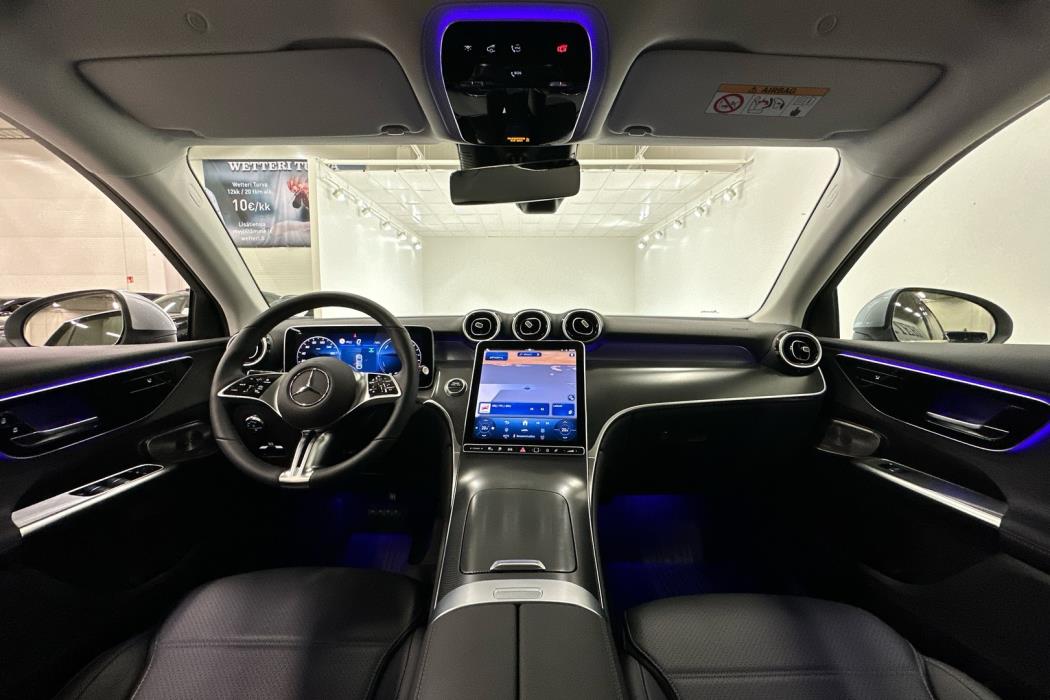 MERCEDES-BENZ GLC 2025