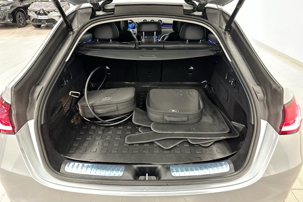 MERCEDES-BENZ GLC 2025