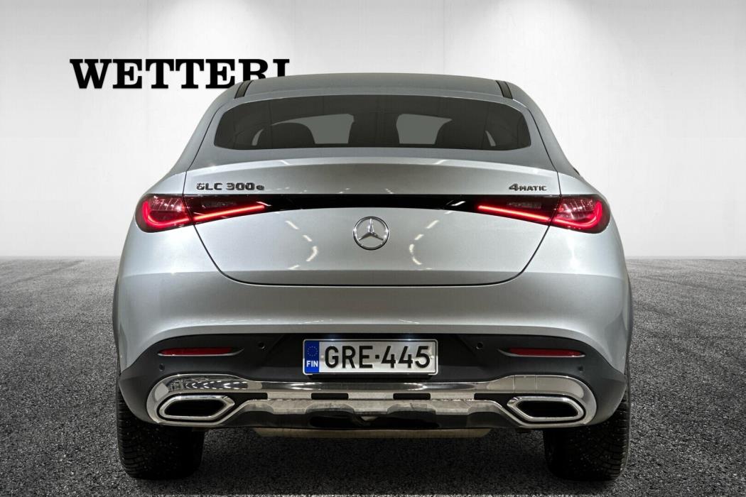 MERCEDES-BENZ GLC 2025