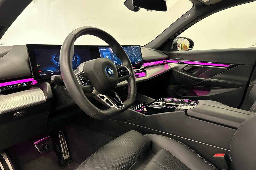 BMW i5 2024