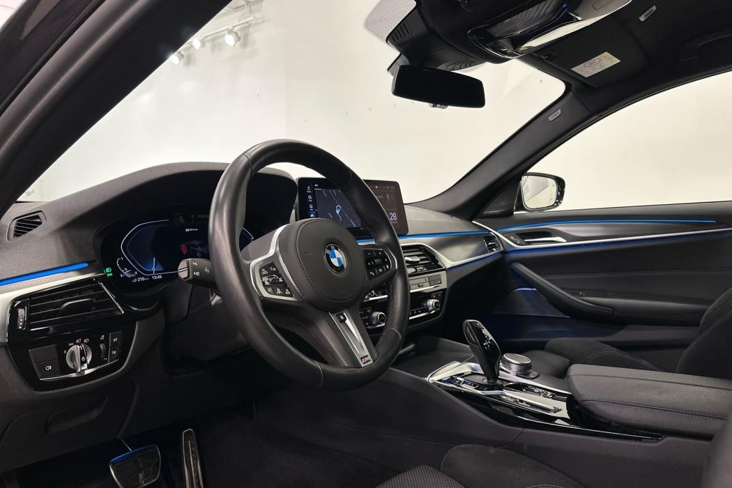 BMW 545 2021