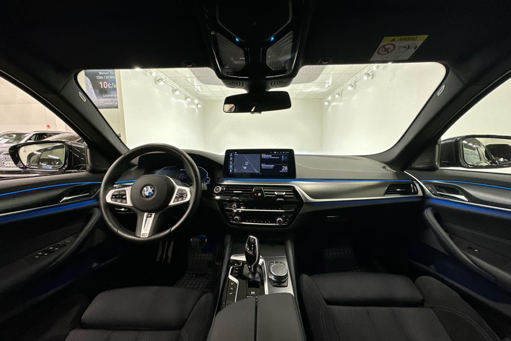 BMW 545 2021