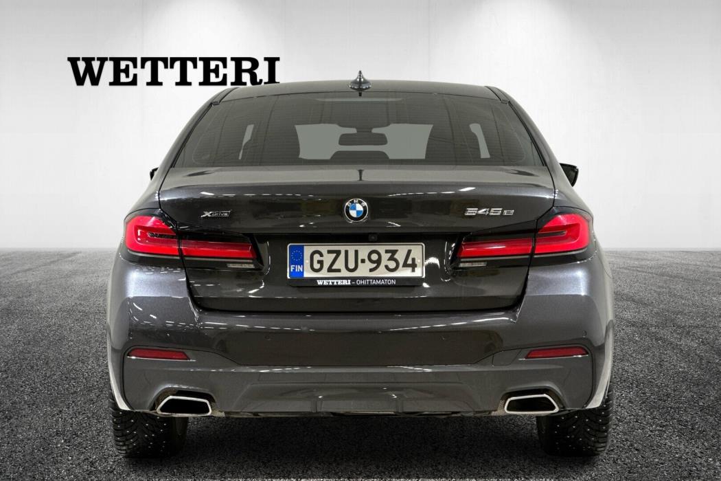 BMW 545 2021