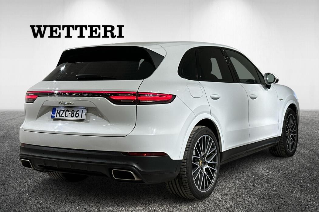 PORSCHE Cayenne 2021