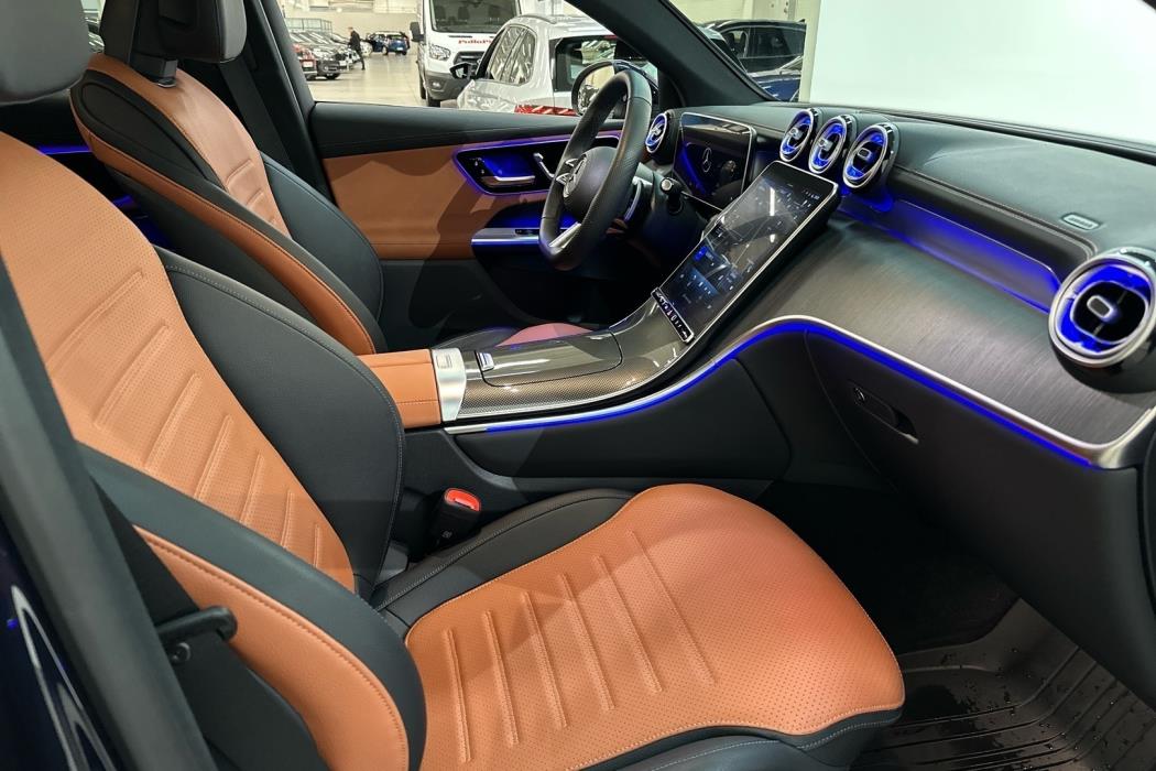 MERCEDES-BENZ GLC 2024