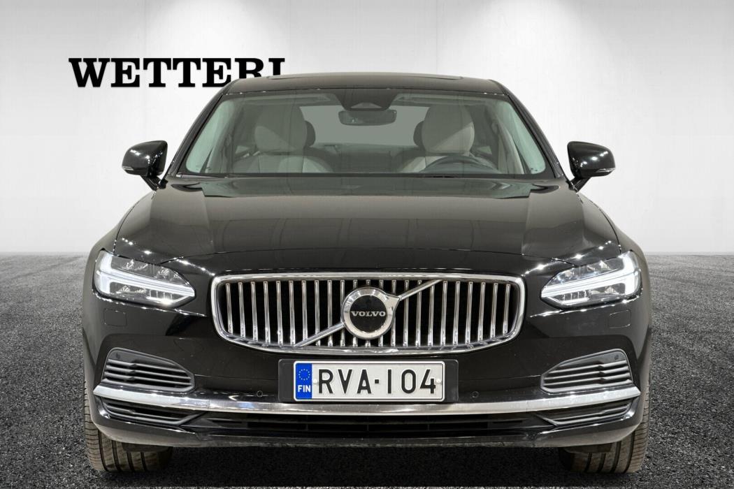 VOLVO S90 2023