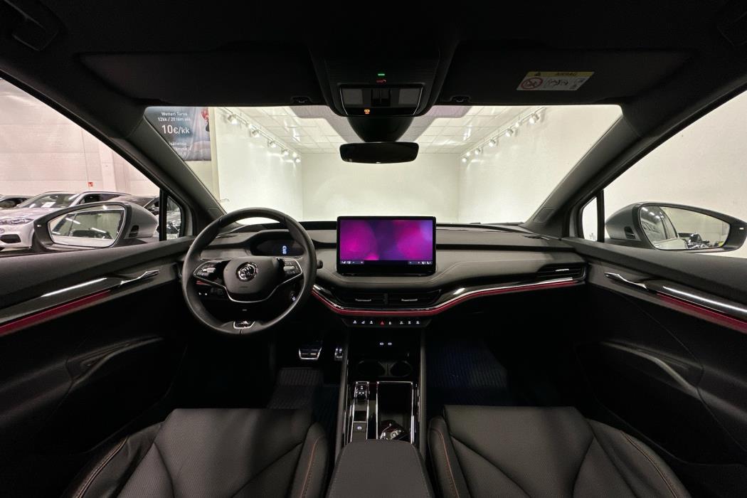 SKODA Enyaq 2024