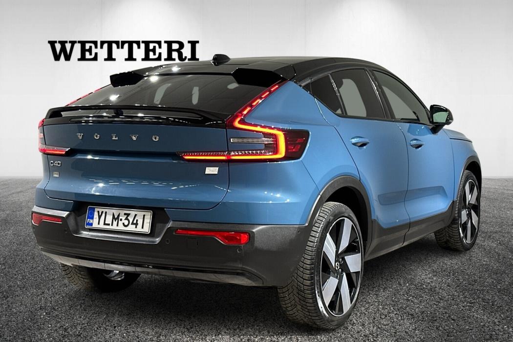 VOLVO C40 2021