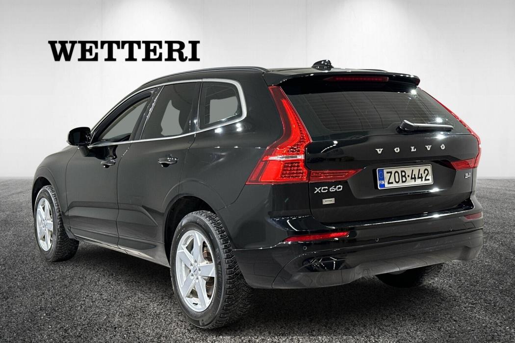 VOLVO XC60 2022